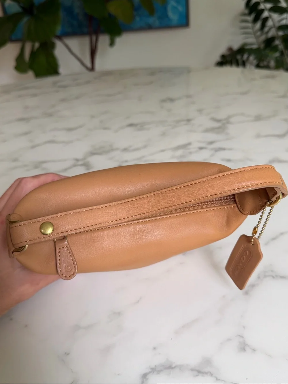 Coach Vintage Classic Pouch 6929 Camel Tan Leather Convertible Demi Bag Pochette